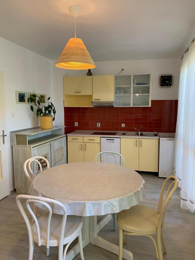 Apartmani "Miso" Подгора Екстер'єр фото