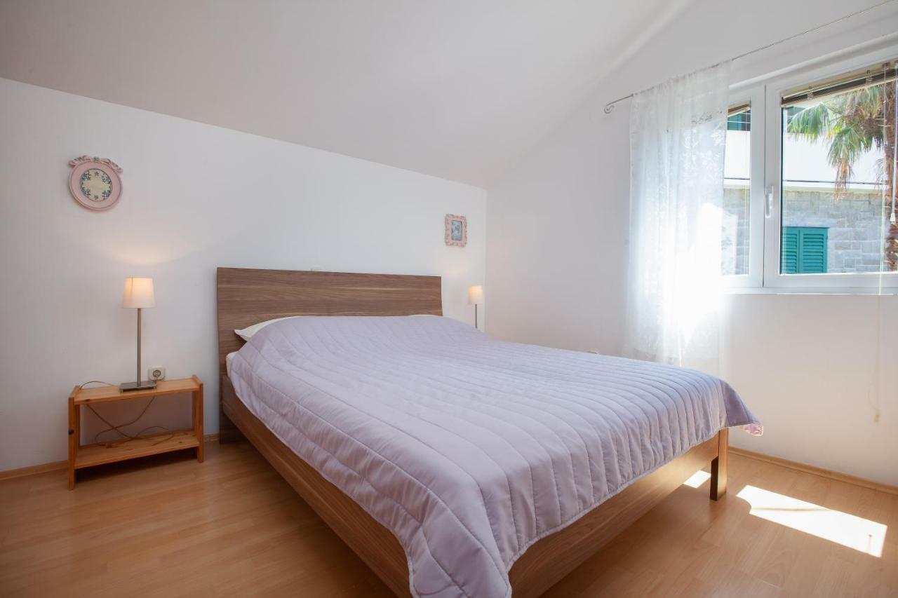 Apartmani "Miso" Подгора Екстер'єр фото