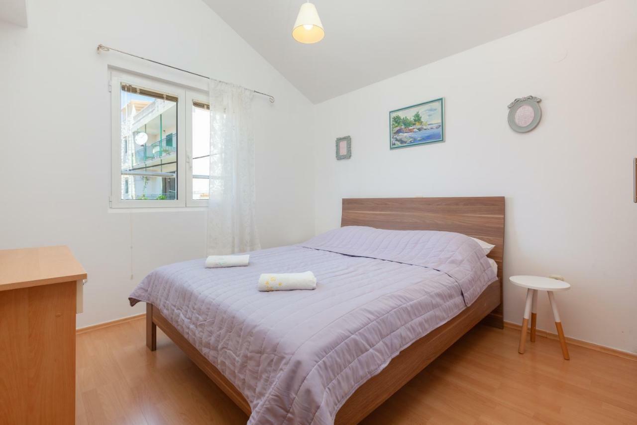 Apartmani "Miso" Подгора Екстер'єр фото